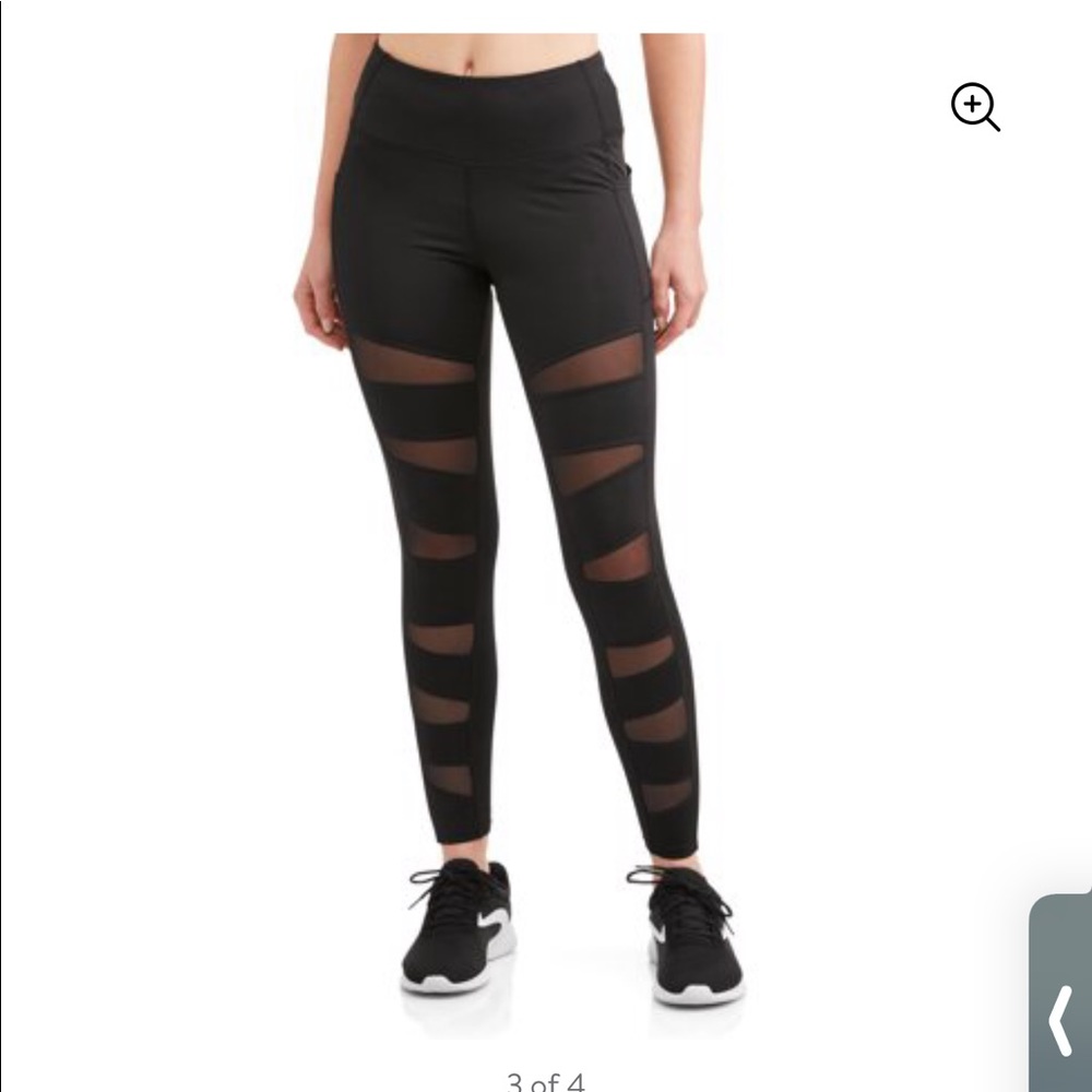 Black active leggings